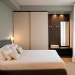 The Corner Elegant