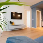 The Corner Elegant * Μπέργκαμο