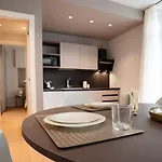 The Corner Elegant Apartamento