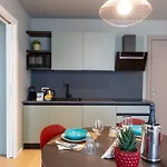 The Corner Elegant * Μπέργκαμο
