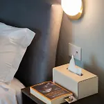 The Corner Elegant * Μπέργκαμο
