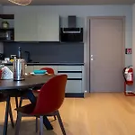 The Corner Elegant Διαμέρισμα