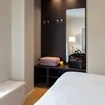 The Corner Elegant * Μπέργκαμο