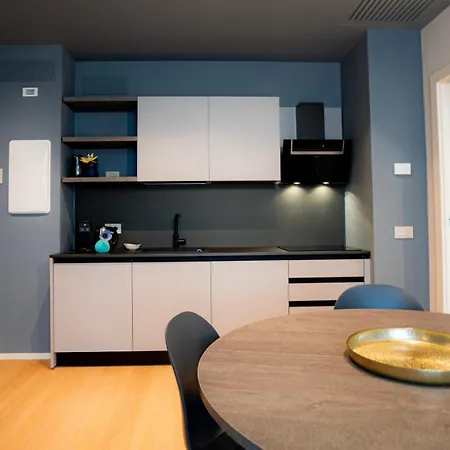 The Corner Elegant Apartman