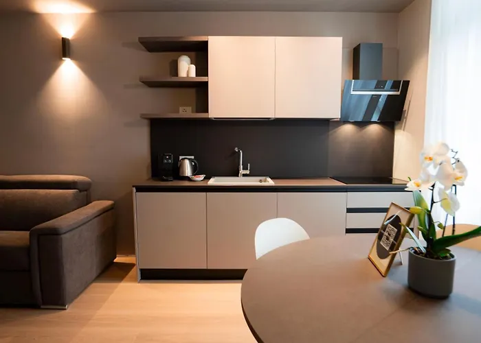 The Corner Elegant Apartment Bergamo