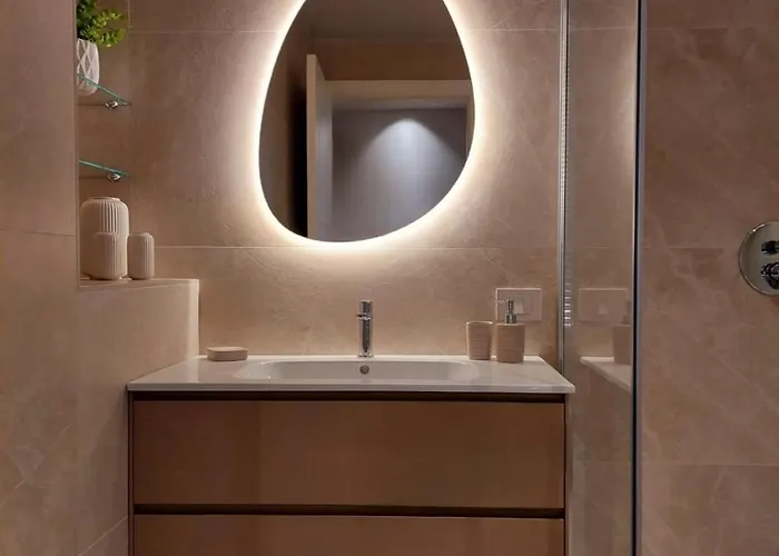 The Corner Elegant *