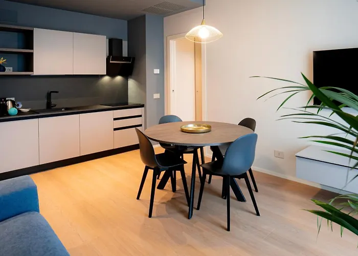 The Corner Elegant *